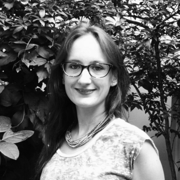 Dr. Carole-Anne Sénit