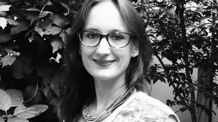 Dr. Carole-Anne Sénit